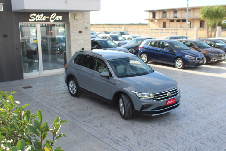05 Stilecar It Vw Tiguan Gg747rl