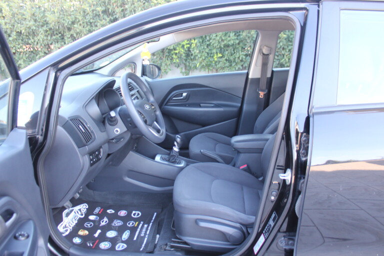 06 Stilecar It Kia Rio En629an