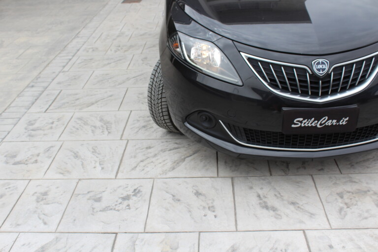 06 Stilecar It Lancia Ypsilon Gm978dd 1