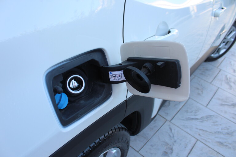 08 Stilecar It Jeep Renegade Gl564pe