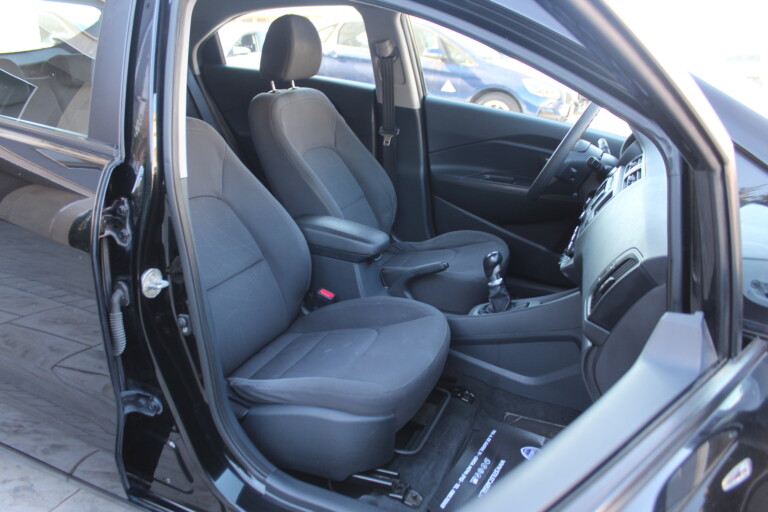 08 Stilecar It Kia Rio En629an