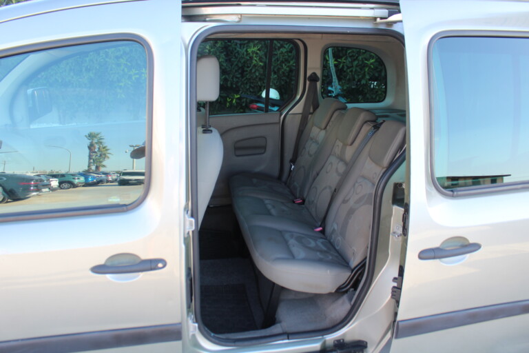 10 Stilecar It Renault Kangoo Dn738ly