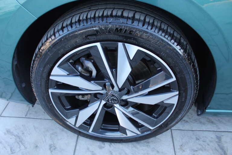 11 Stilecar It Peugeot 308 Sw Gk033gc