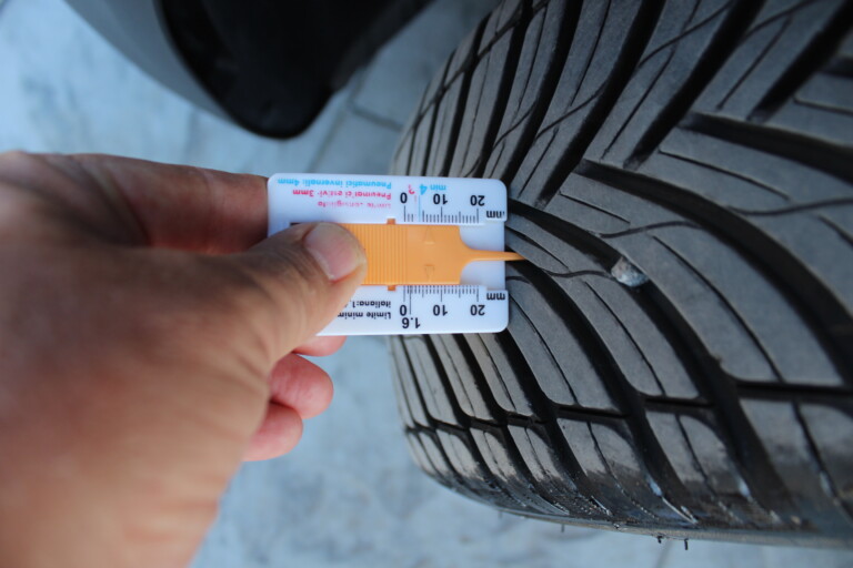 12 Stilecar It Kia Stonic Gn587td