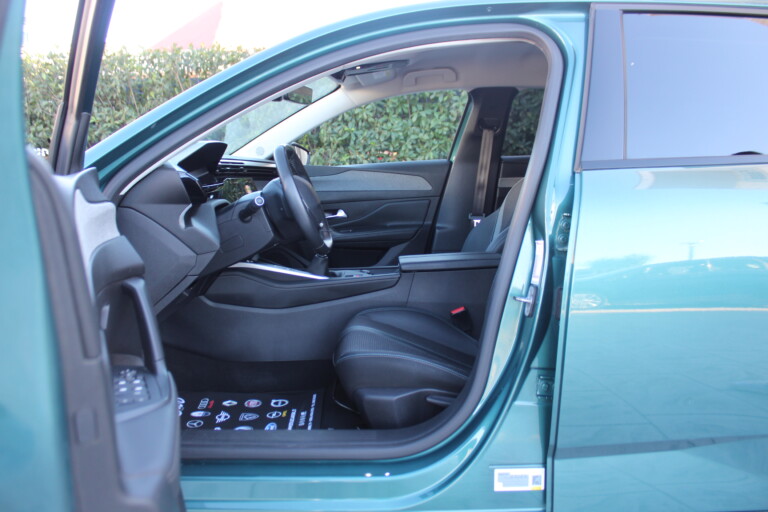 14 Stilecar It Peugeot 308 Sw Gk033gc