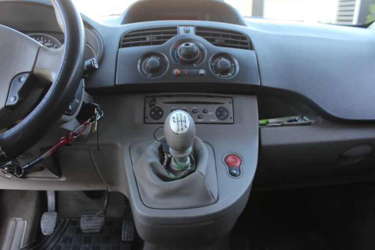 15 Stilecar It Renault Kangoo Dn738ly