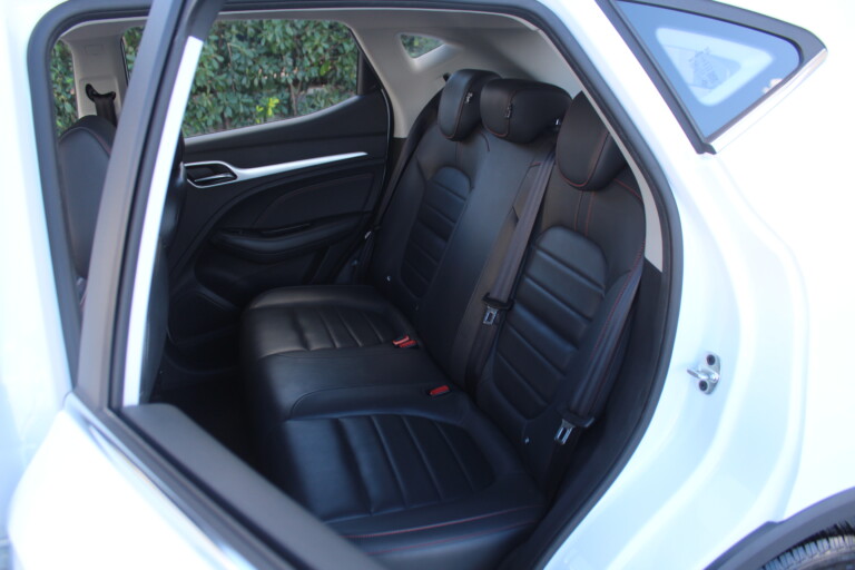 16 Stilecar It Mg Zs Gt945lp