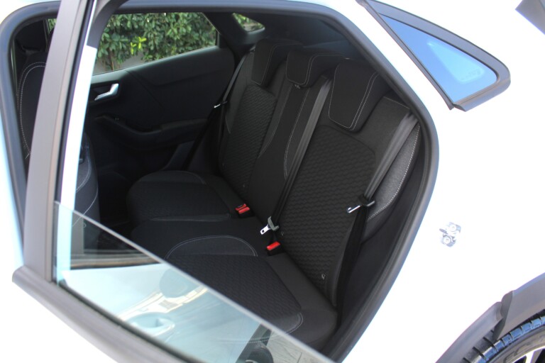 17 Stilecar It Ford Puma Gk240fx
