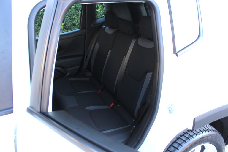 18 Stilecar It Jeep Renegade Gl564pe