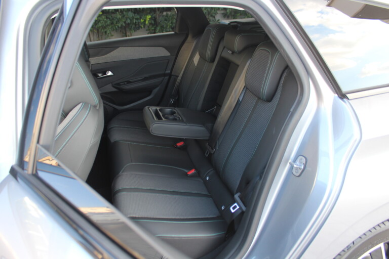 18 Stilecar It Peugeot 308 Sw Gm543le