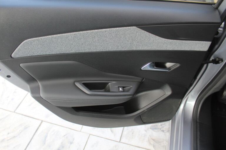 19 Stilecar It Peugeot 308 Sw Gm543le