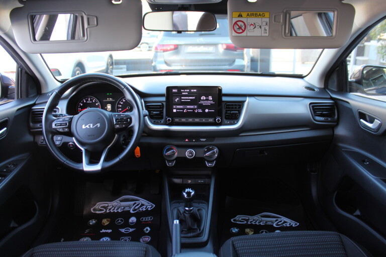 21 Stilecar It Kia Stonic Gk969zh