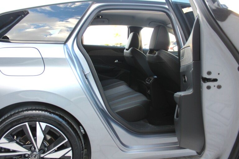 21 Stilecar It Peugeot 308 Sw Gm543le