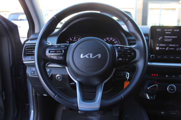 25 Stilecar It Kia Stonic Gk969zh