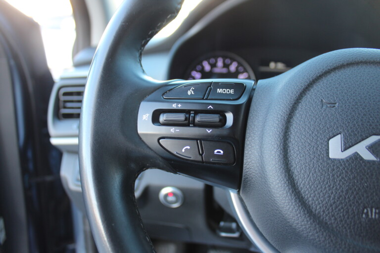 26 Stilecar It Kia Stonic Gk969zh