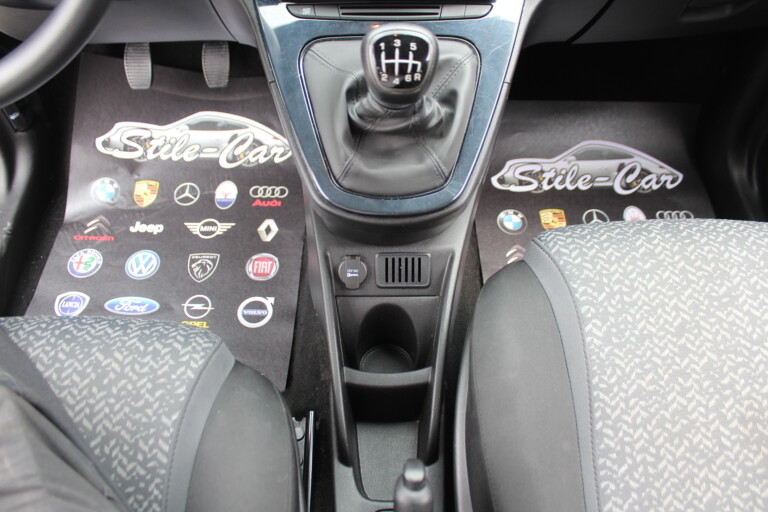 27 Stilecar It Lancia Ypsilon Gm978dd