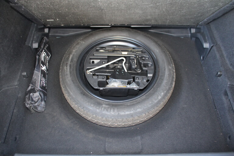 27 Stilecar It Peugeot 308 Sw Gk033gc