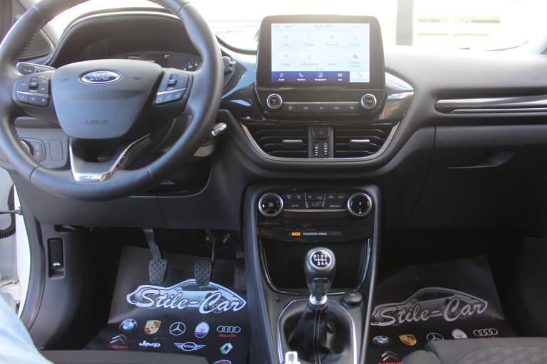 29 Stilecar It Ford Puma Gk240fx