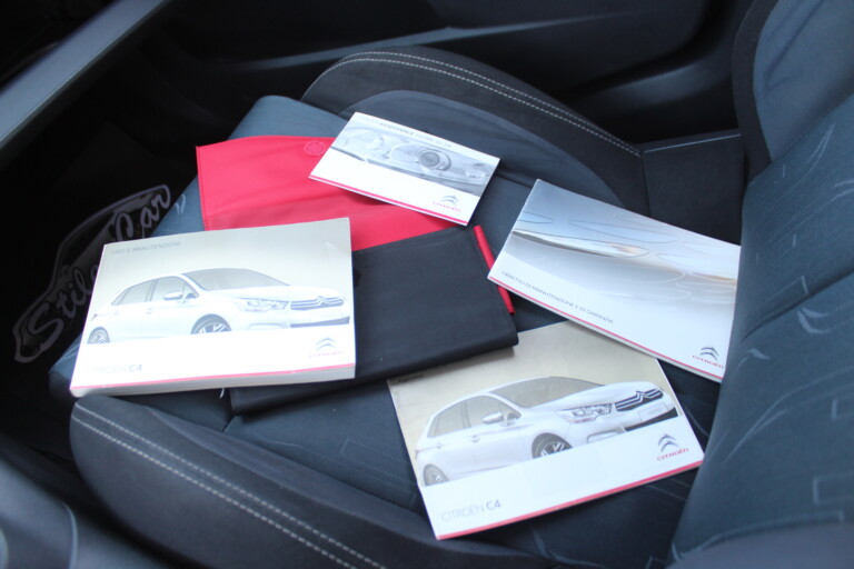 30 Stilecar It Citroen C4 Et707tk