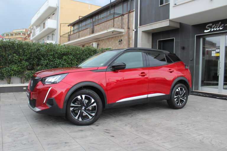 03 Stilecar It Peugeot 2008 Gj725yt