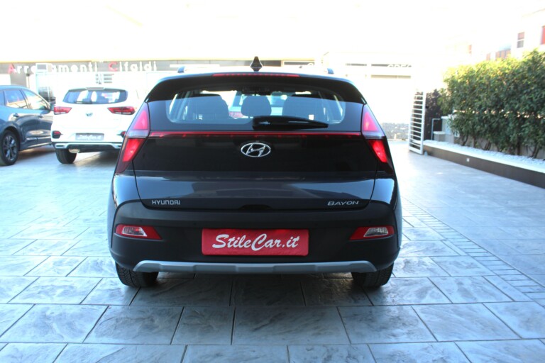 04 Stilecar It Hyundai Bayon Gn741lt