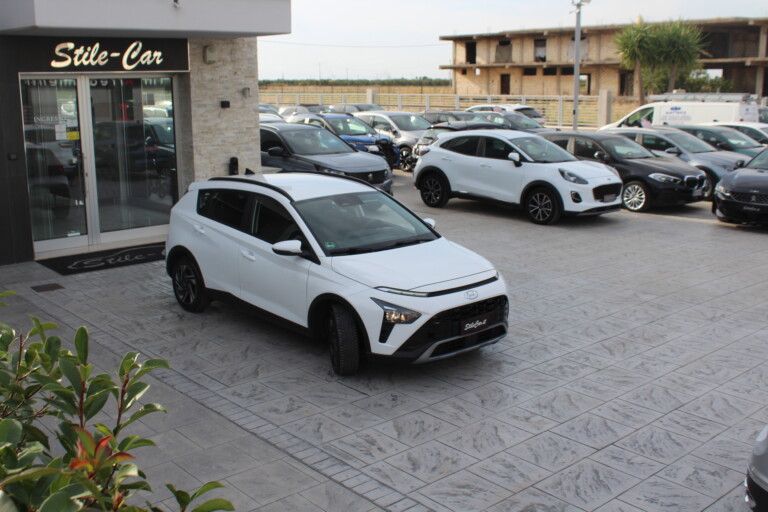 05 Stilecar It Hyundai Bayon Gn679lt