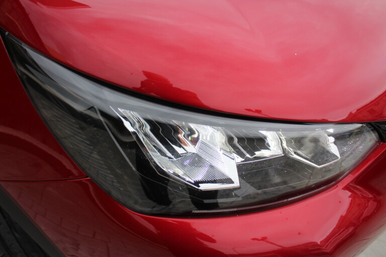 07 Stilecar It Peugeot 2008 Gj725yt
