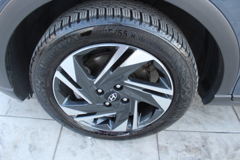 09 Stilecar It Hyundai Bayon Gn741lt