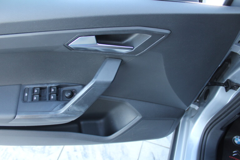 14 Stilecar It Seat Arona Gn336sj