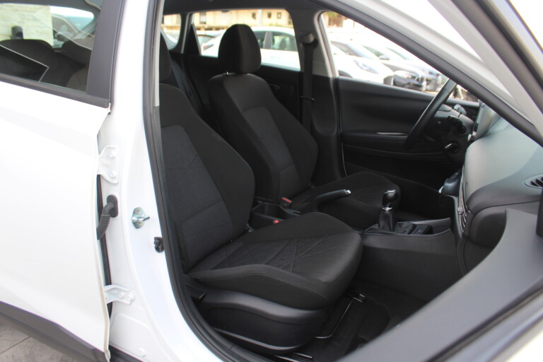 15 Stilecar It Hyundai Bayon Gn679lt