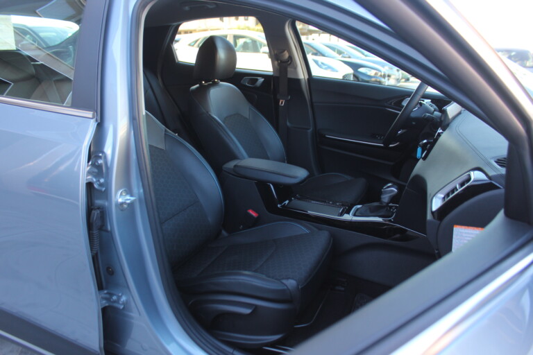 16 Stilecar It Kia Xceed Gm049nn
