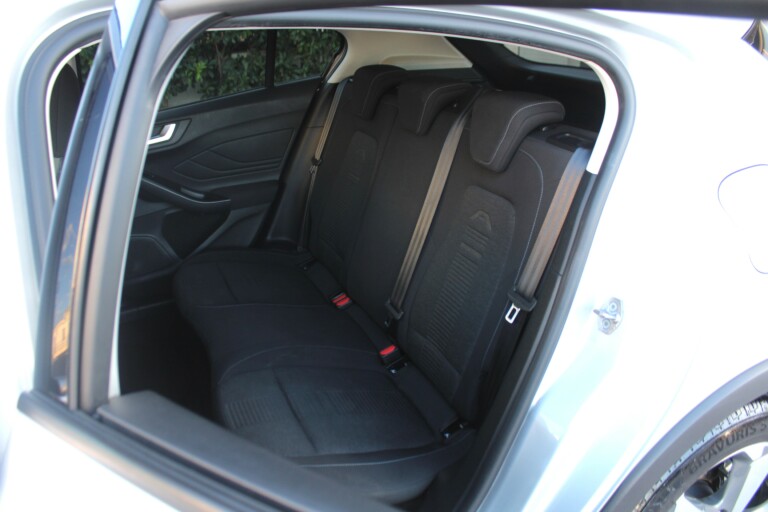 18 Stilecar It Ford Focus Gg785as