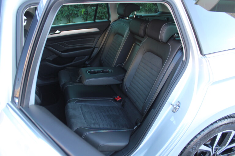18 Stilecar It Vw Passat Gl448sr
