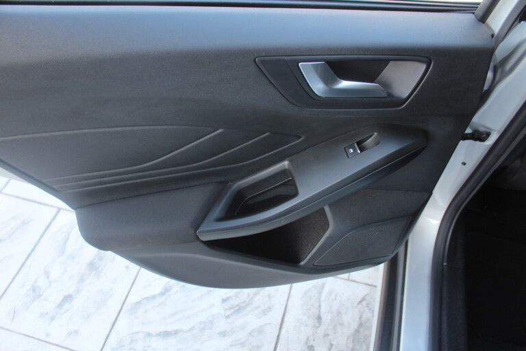 19 Stilecar It Ford Focus Gg785as