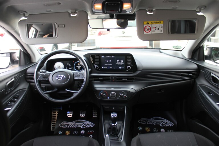 20 Stilecar It Hyundai Bayon Gn679lt