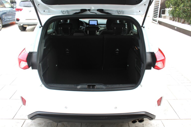 22 Stilecar It Ford Focus Gg543rw