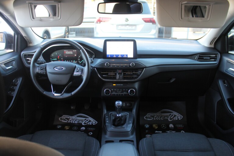 22 Stilecar It Ford Focus Gg785as