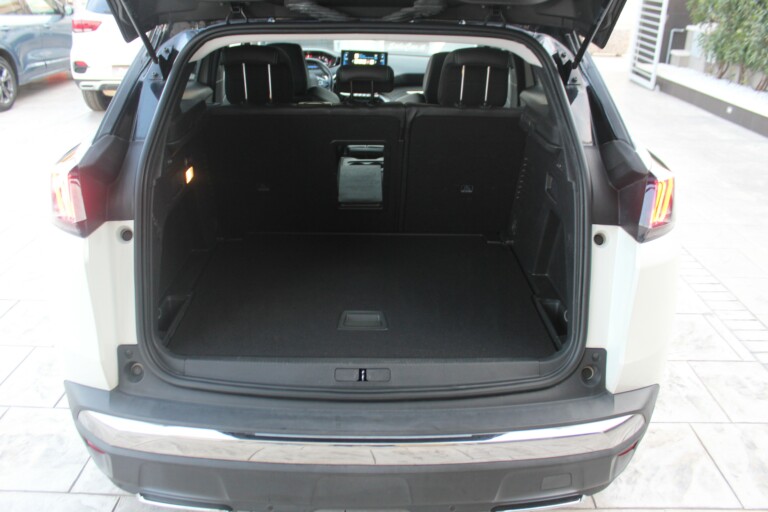 24 Stilecar It Peugeot 3008 Gk234fm