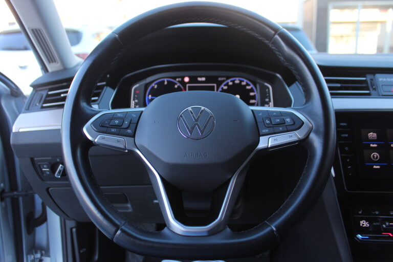 27 Stilecar It Vw Passat Gl448sr