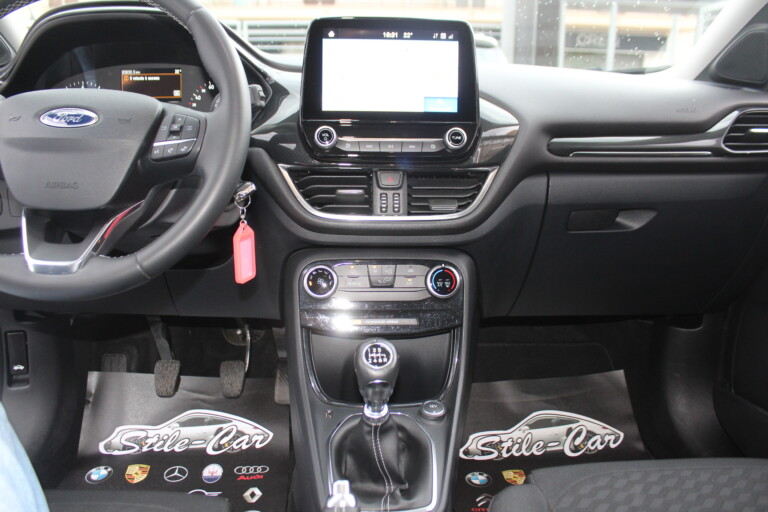 28 Stilecar It Ford Puma Gk614rs
