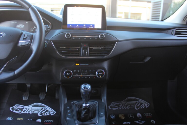 31 Stilecar It Ford Focus Gg785as