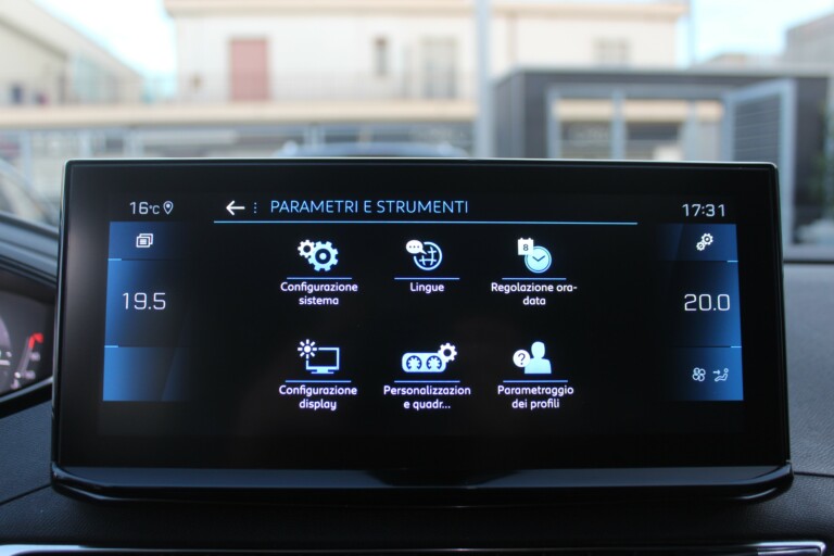 31 Stilecar It Peugeot 3008 Gk234fm