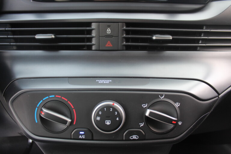 35 Stilecar It Hyundai Bayon Gn679lt