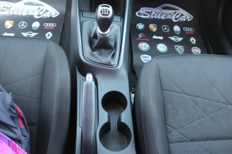 35 Stilecar It Hyundai Bayon Gn741lt