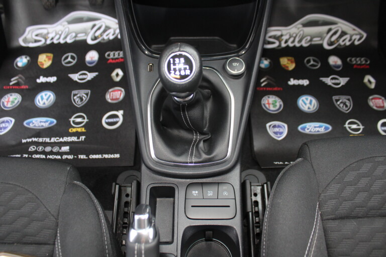 36 Stilecar It Ford Puma Gk614rs