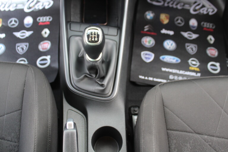 37 Stilecar It Hyundai Bayon Gn679lt