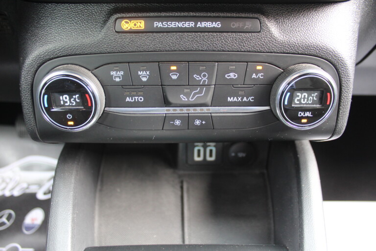 38 Stilecar It Ford Focus Gg543rw