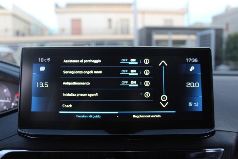 38 Stilecar It Peugeot 3008 Gk234fm