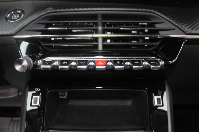42 Stilecar It Peugeot 2008 Gj725yt