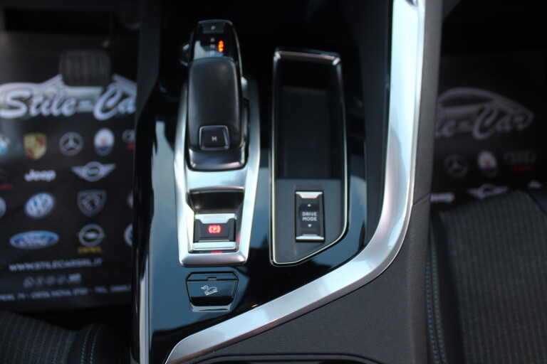 42 Stilecar It Peugeot 3008 Gk234fm